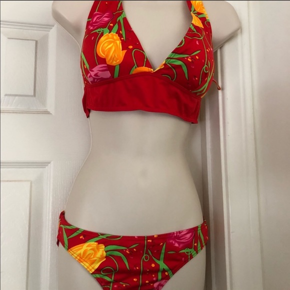 Two Bikini Swimsuit Set!! Wow - Picture 3 of 3